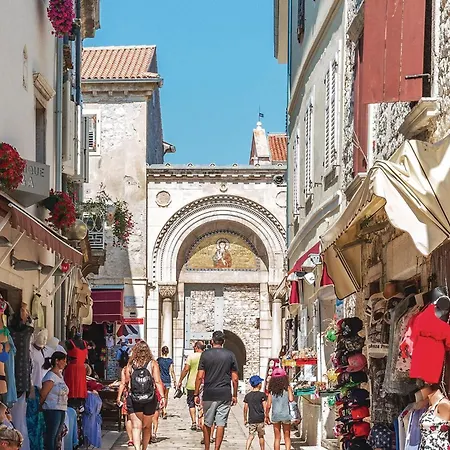 1 Bedroom Awesome In