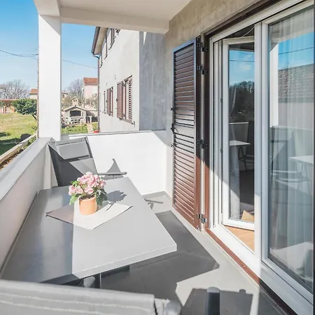 Apartment Beautiful In With Wi-fi