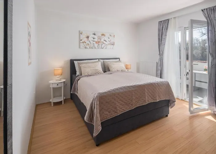 1 Bedroom Awesome In Appartement Nova Vas (Porec)