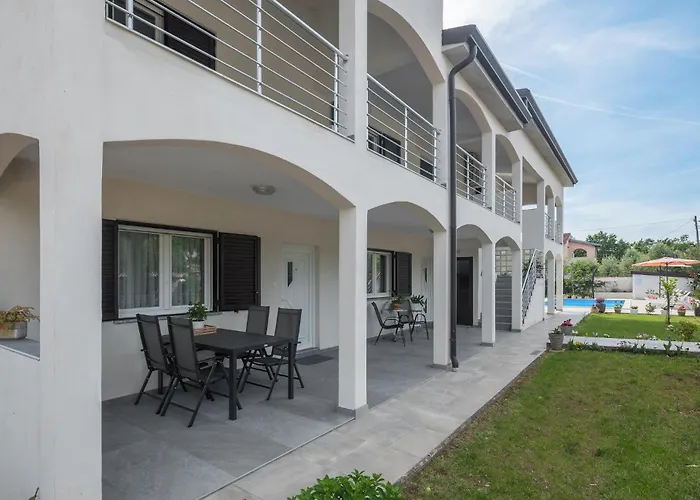 Appartement 1 Bedroom Awesome In