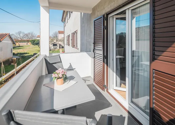 Appartement 1 Bedroom Awesome In