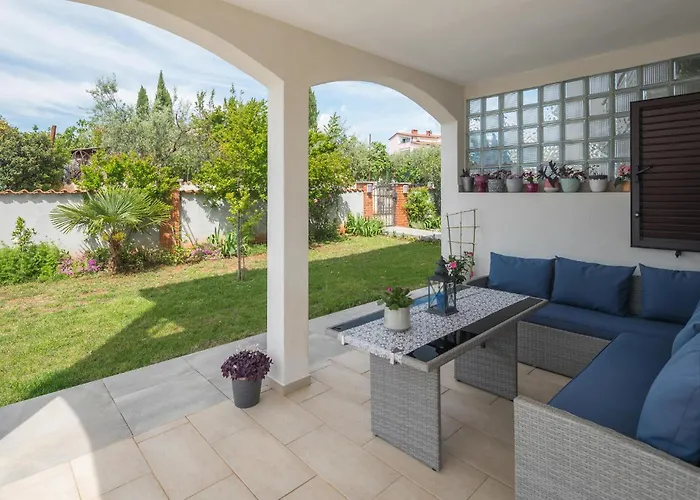 Appartement 1 Bedroom Awesome In *
